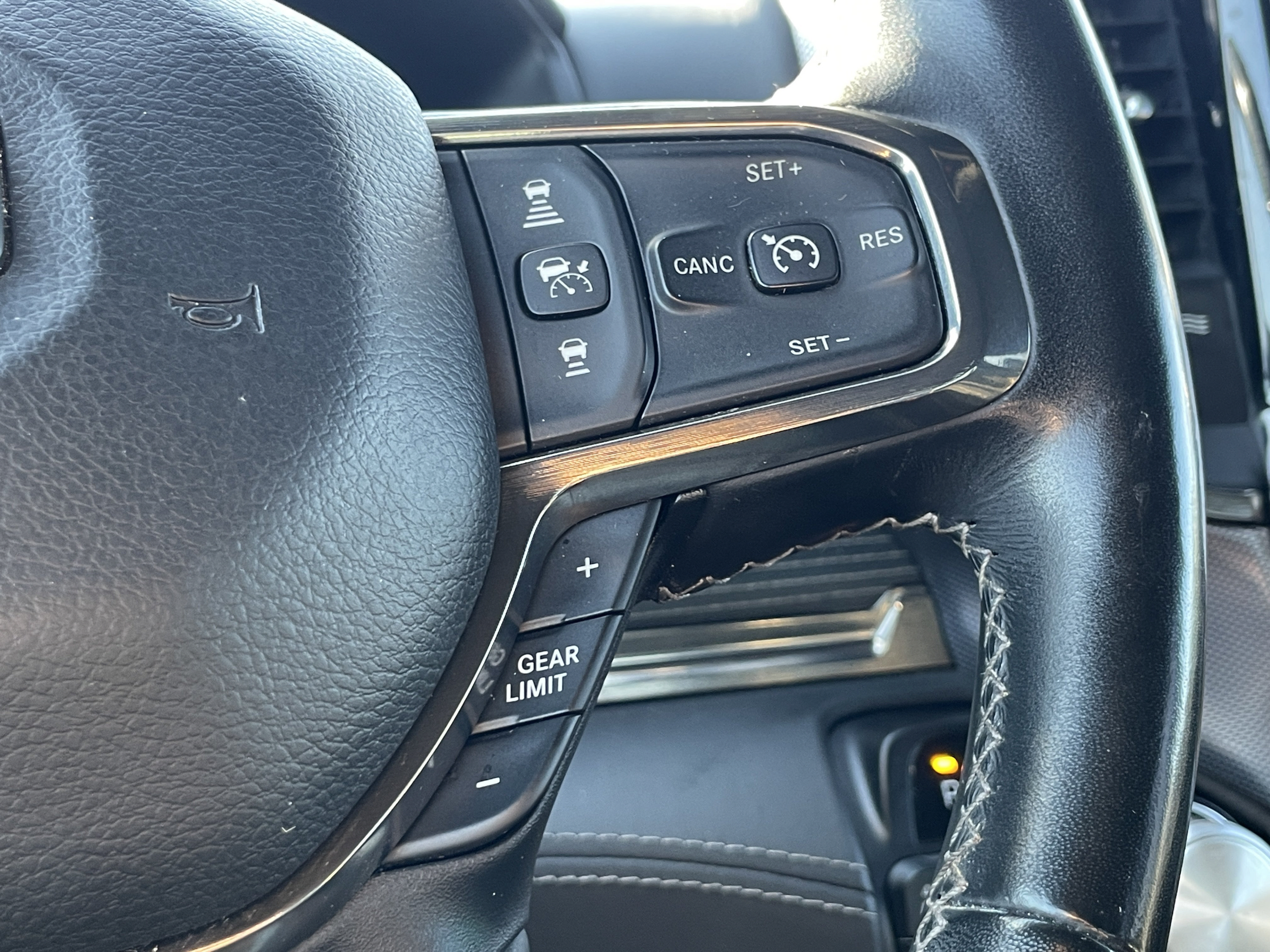 Used 2021 RAM 1500 Limited AWD/4WD image 20