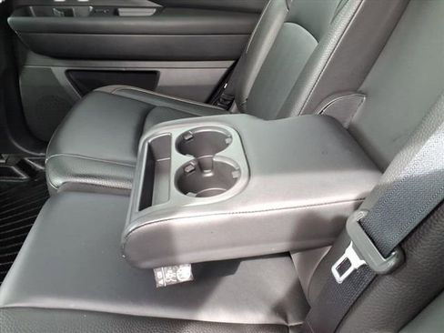 Used 2023 Nissan Pathfinder SL image 12