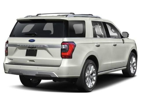 Used 2019 Ford Expedition Platinum RWD image 3