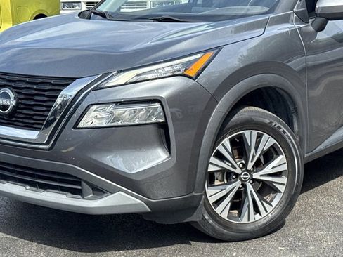Used 2023 Nissan Rogue SV image 13