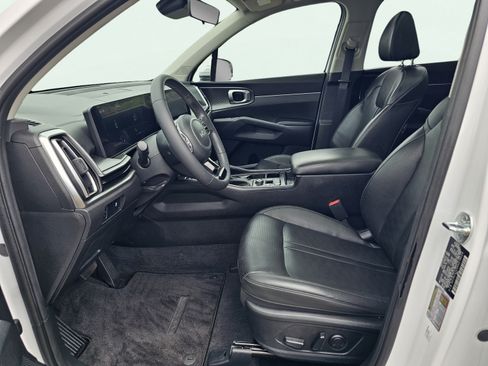 Used 2024 Kia Sorento S w/ Panoramic Sunroof Package FWD image 31