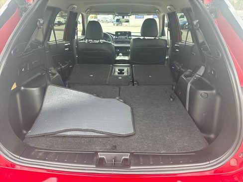 Used 2023 Mitsubishi Outlander SE image 40