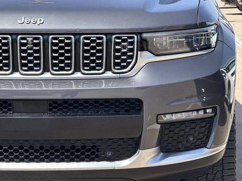 Used 2022 Jeep Grand Cherokee L Summit w/ Advanced Protech Group IV AWD/4WD image 9