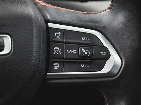 Used 2022 Jeep Compass Limited w/ Sun and Sound Group image 27