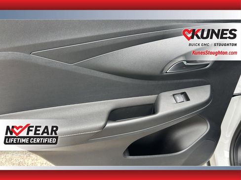 New 2025 Buick Envista Avenir image 43