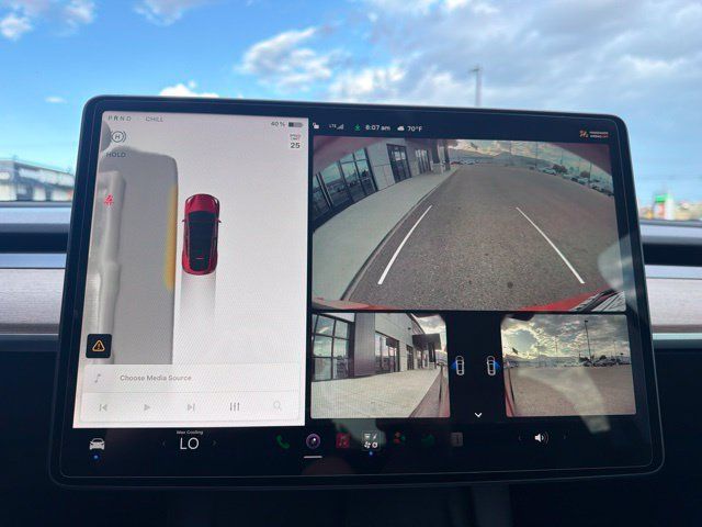 Used 2022 Tesla Model Y Performance AWD/4WD image 27