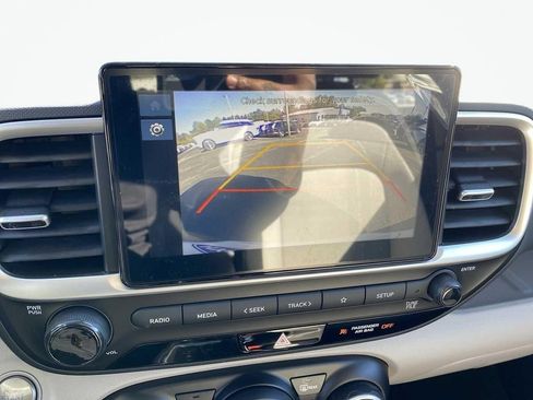 New 2026 Hyundai Venue SEL FWD image 19