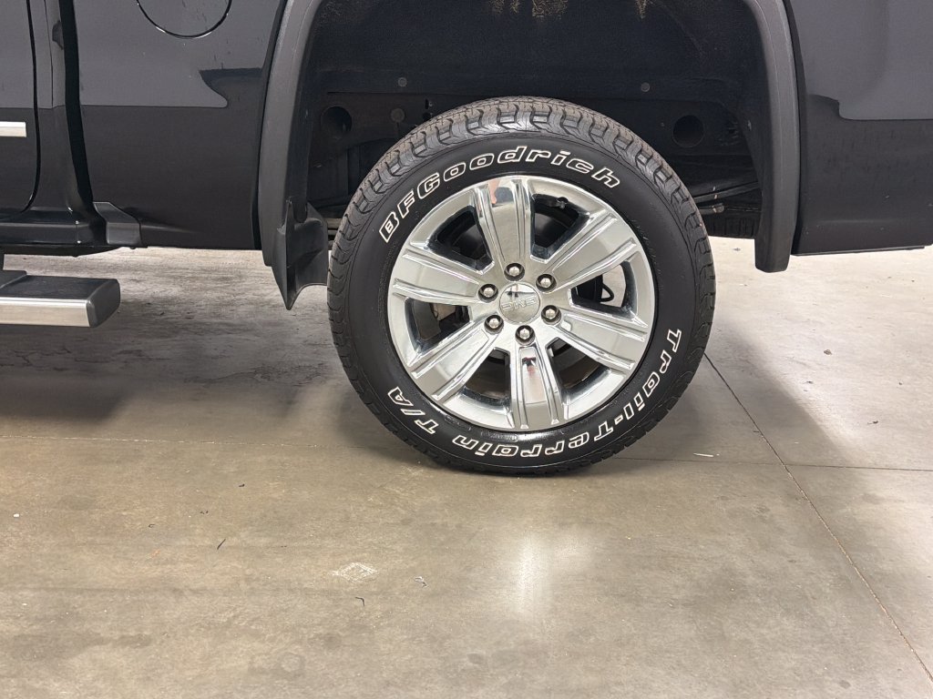 Used 2018 GMC Sierra 1500 SLT AWD/4WD image 14