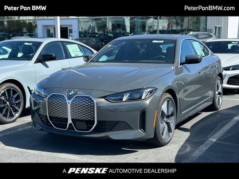 New 2026 BMW i4 eDrive40 w/ Premium Package RWD image 1