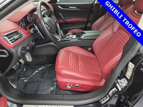 Used 2023 Maserati Ghibli Trofeo image 24