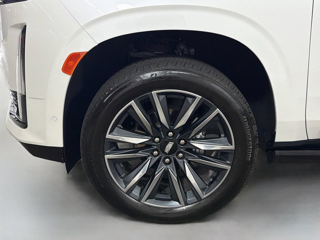 Used 2021 Cadillac Escalade Sport w/ Driver Assist Tech Package AWD/4WD image 35