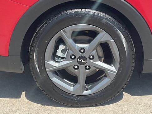 Used 2025 Kia K4 FWD image 7