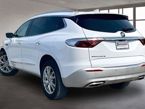 Used 2023 Buick Enclave Premium w/ Experience Buick Package FWD image 4