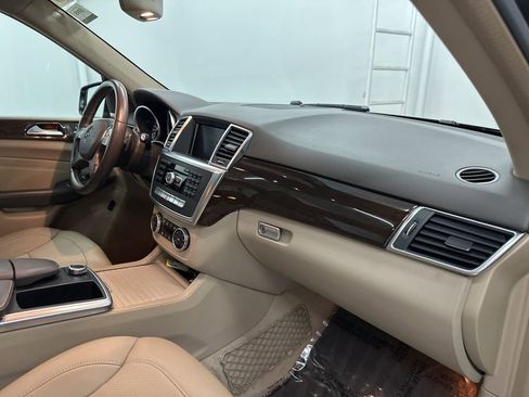 Used 2014 Mercedes-Benz ML 350 2WD image 24