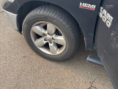 Used 2017 RAM 1500 Big Horn AWD/4WD image 4