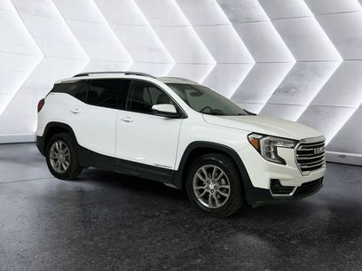 Used 2024 GMC Terrain SLT