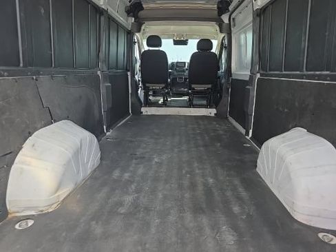 Used 2025 RAM ProMaster 2500 w/ Convenience Group FWD image 7