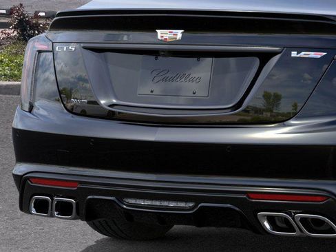 New 2026 Cadillac CT5 V image 15