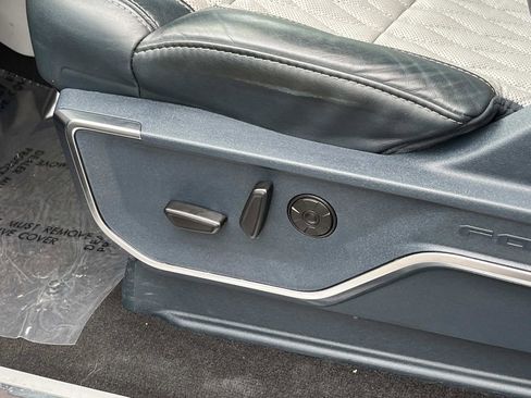 Used 2024 Ford F450 Limited w/ FX4 Off-Road Package image 27