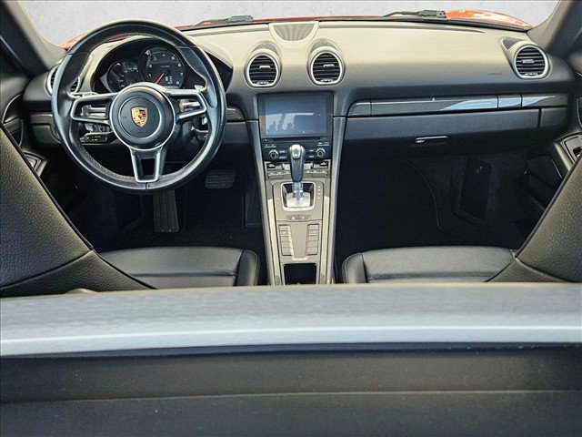 Used 2018 Porsche 718 Cayman RWD image 16