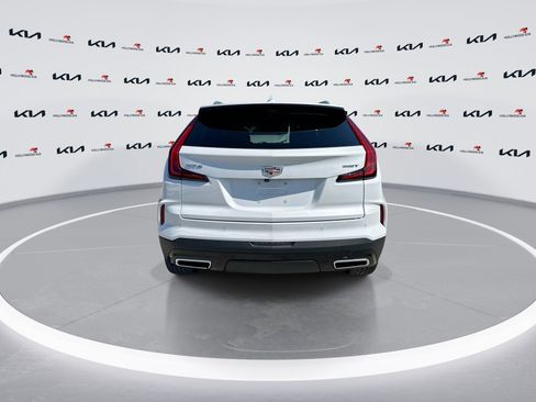 Used 2024 Cadillac XT4 Premium Luxury w/ Technology Package FWD image 7