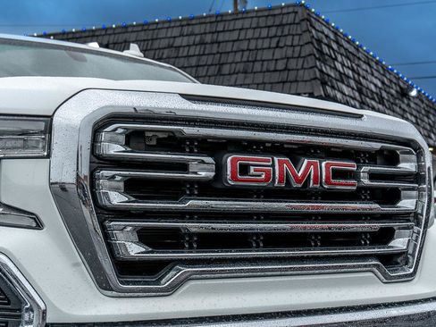 Used 2019 GMC Sierra 1500 SLT image 11