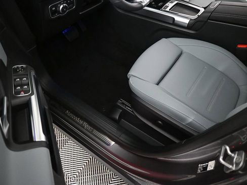 New 2026 Mercedes-Benz GLB 250 image 6