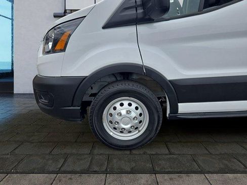 Used 2025 Ford Transit 250 148 Medium Roof Extended AWD image 24