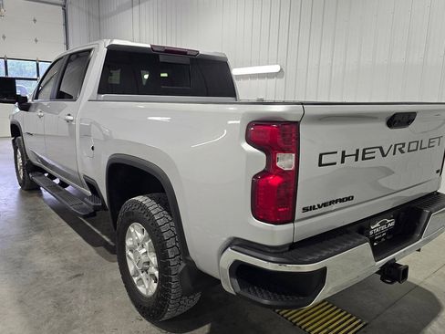 Used 2020 Chevrolet Silverado 2500 LT w/ Convenience Package AWD/4WD image 6