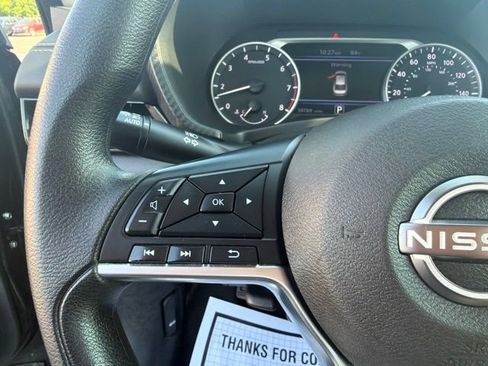 Used 2024 Nissan Sentra SV FWD image 14