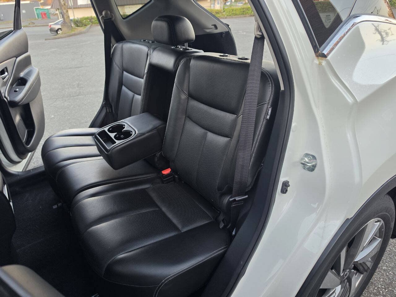 Used 2019 Nissan Murano SL AWD/4WD image 44