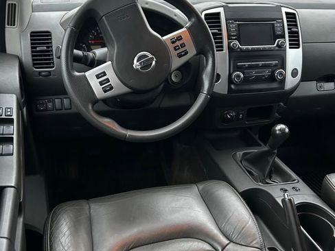 Used 2015 Nissan Xterra S image 5