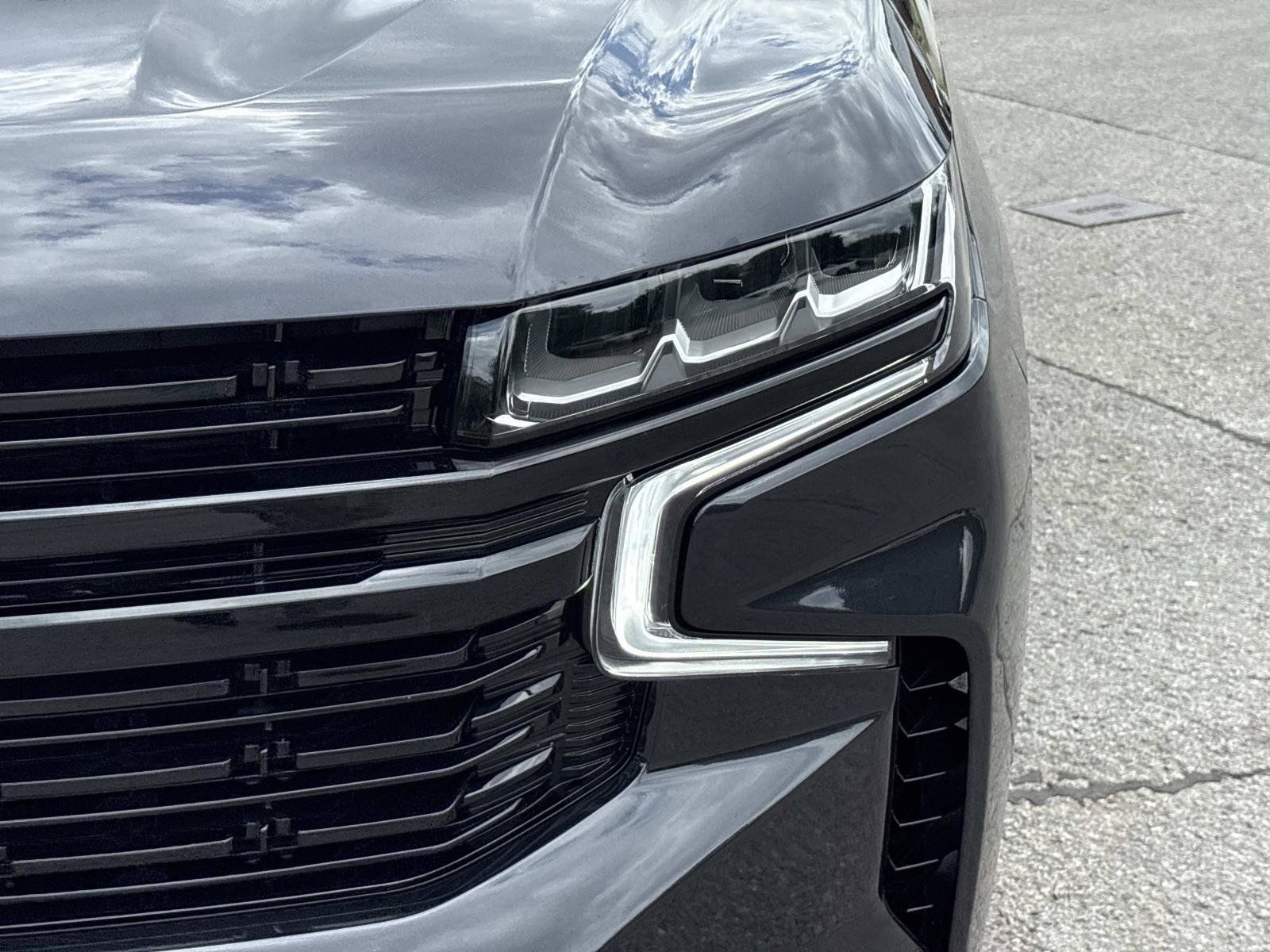 Used 2023 Chevrolet Tahoe RST w/ Luxury Package AWD/4WD image 11