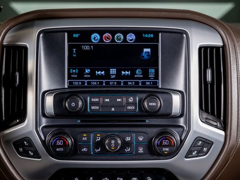 Used 2018 GMC Sierra 1500 SLT AWD/4WD image 29