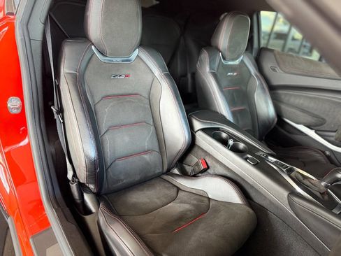 Used 2021 Chevrolet Camaro ZL1 image 42