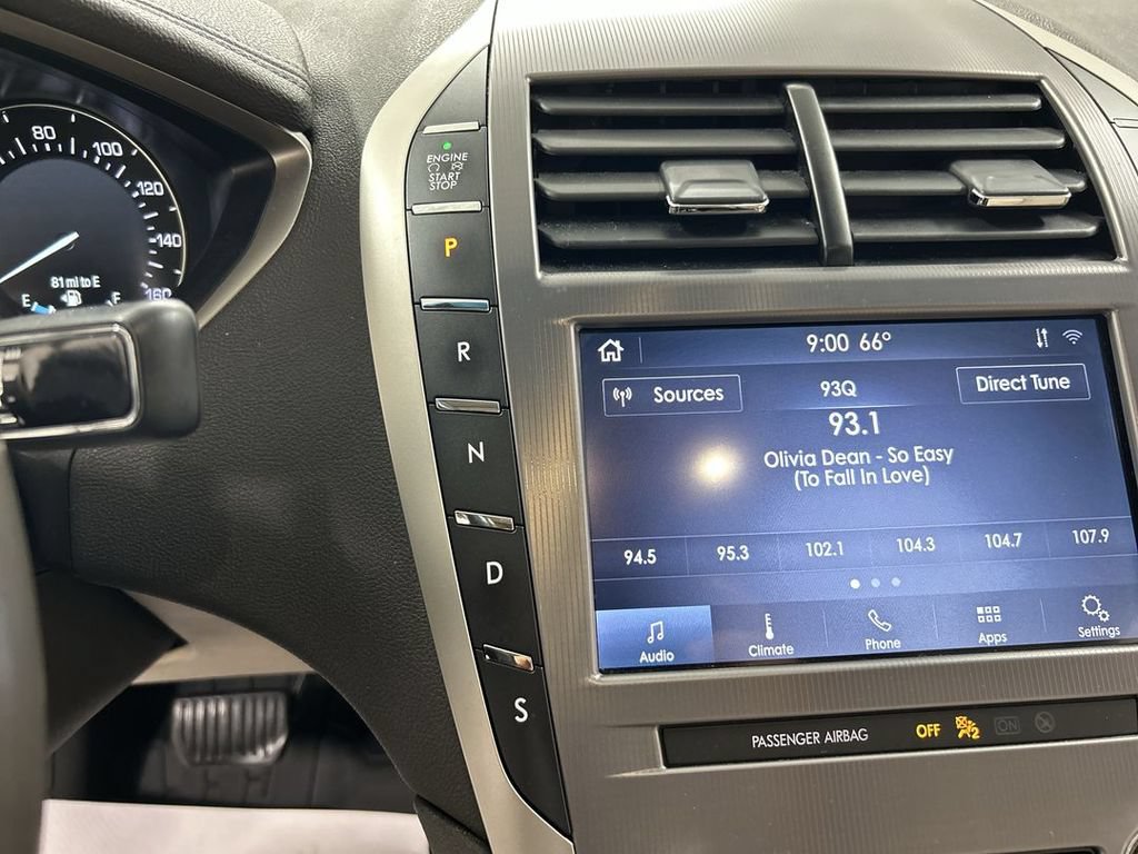Used 2020 Lincoln MKZ AWD image 17