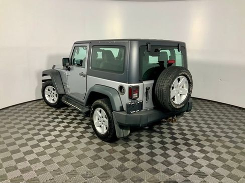 Used 2013 Jeep Wrangler Sport AWD/4WD image 11