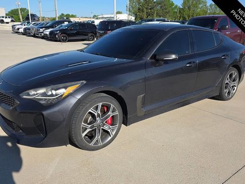 Used 2019 Kia Stinger GT image 1