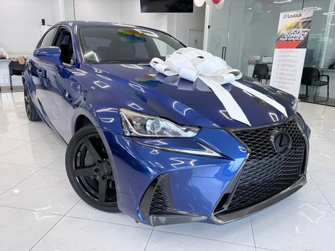 Used 2017 Lexus IS 200t F Sport w/ F Sport Package RWD image 3