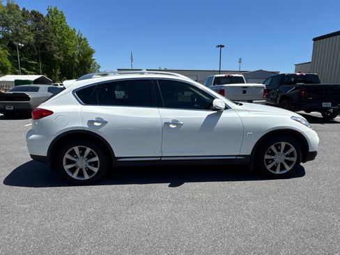 Used 2016 INFINITI QX50 2WD w/ Premium Plus Package image 4