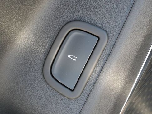 New 2026 GMC Acadia Elevation w/ Elevation Premium Package AWD/4WD image 42