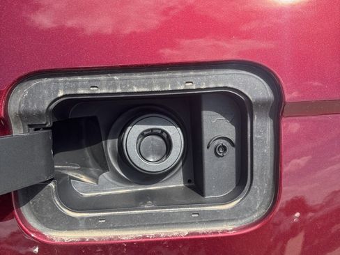 New 2025 Jeep Grand Cherokee Laredo X w/ Luxury Tech Group I image 29