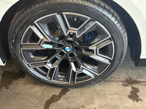 Used 2026 BMW 530i w/ M Sport Package image 22