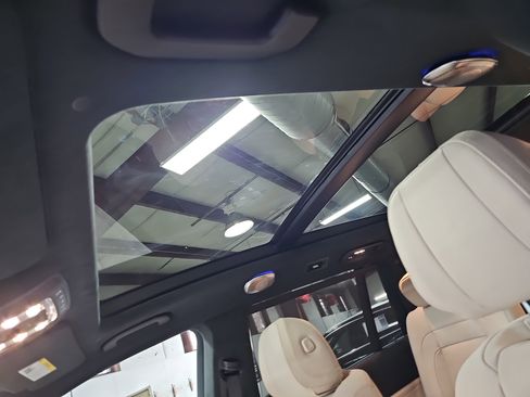 New 2026 Mercedes-Benz GLS 63 AMG 4MATIC image 32