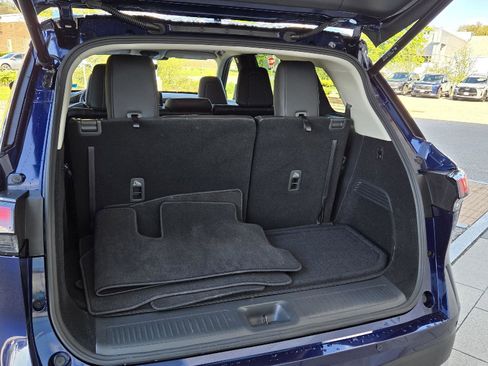 Used 2026 INFINITI QX60 Luxe w/ Cargo Package AWD/4WD image 20