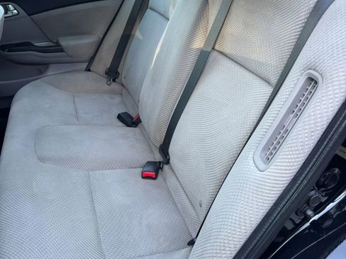 Used 2013 Honda Civic Hybrid Sedan image 12