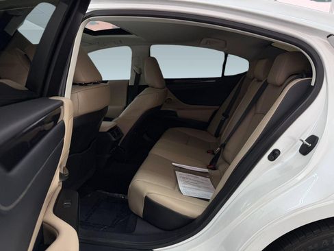 Used 2021 Lexus ES 350 w/ Accessory Package FWD image 20