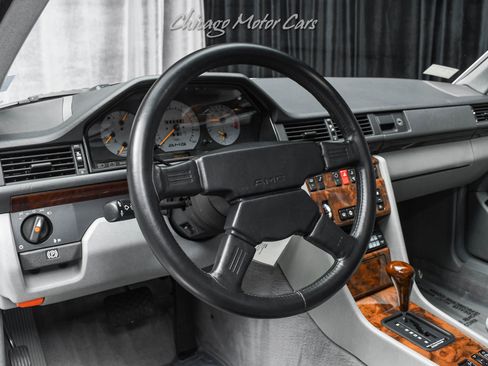 Used 1990 Mercedes-Benz 300 CE Coupe image 8