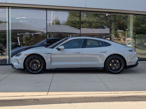 New 2026 Porsche Taycan GTS image 2