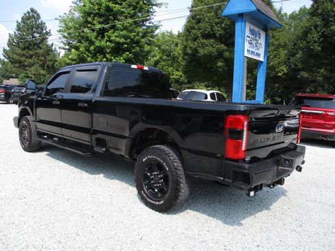 Used 2024 Ford F250 XL w/ STX Appearance Package AWD/4WD image 3